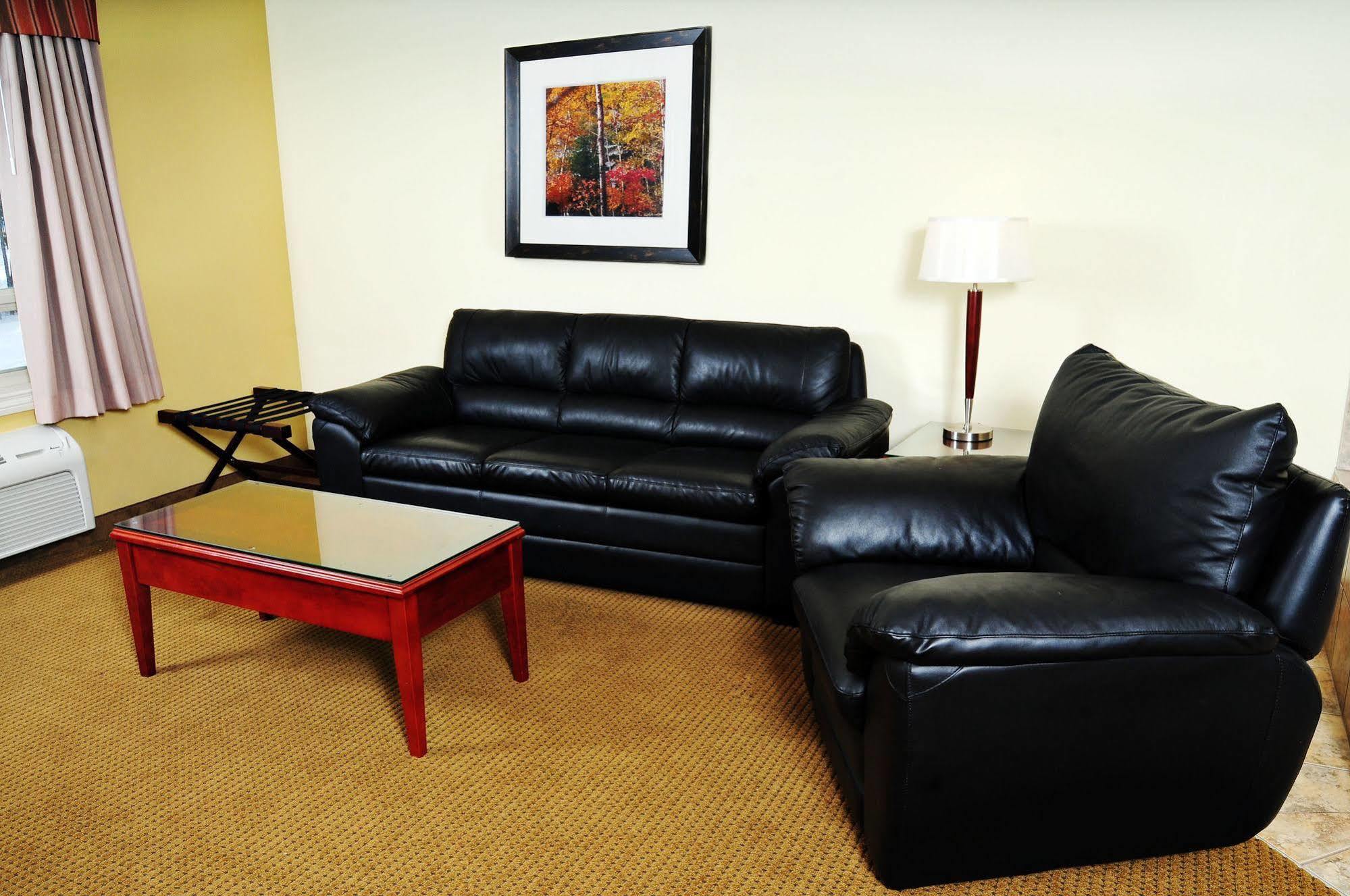Trend Mountain Hotel & Conference Centre Tumbler Ridge 외부 사진